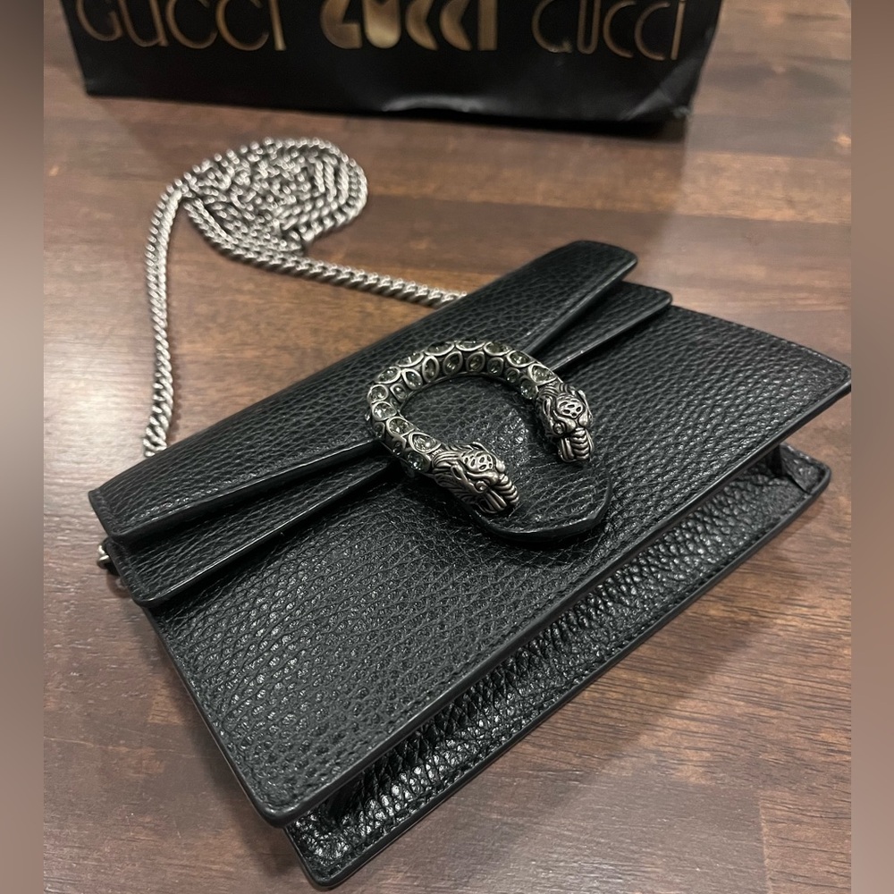 Gucci Black Pebbled Leather Shoulder Bag